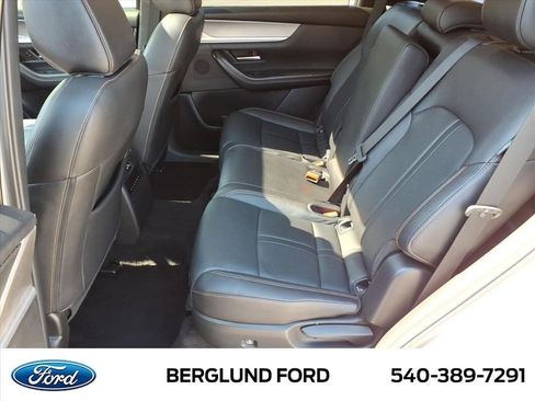 Used 2024 MAZDA CX-90 3.3 Turbo w/ Preferred Plus image 14