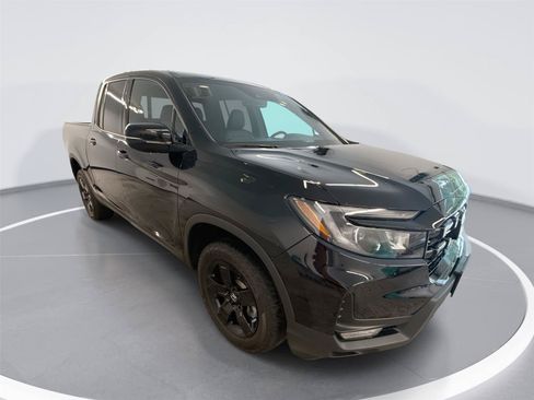 Used 2025 Honda Ridgeline Black Edition image 1