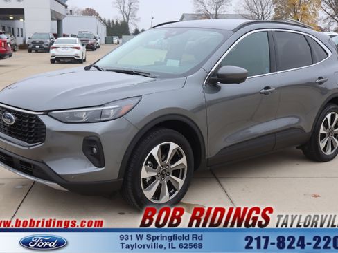 Used 2025 Ford Escape Platinum w/ Premium Technology Package image 1