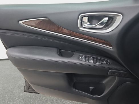 Used 2013 INFINITI JX35 AWD w/ Premium Pkg image 26