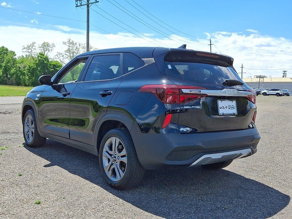 Certified 2023 Kia Seltos LX AWD/4WD image 5