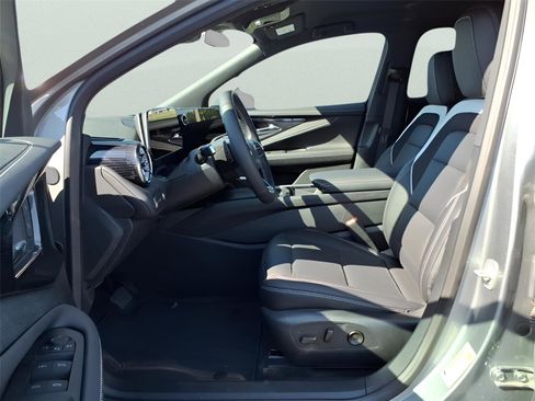New 2025 Chevrolet Blazer EV LT AWD/4WD image 15