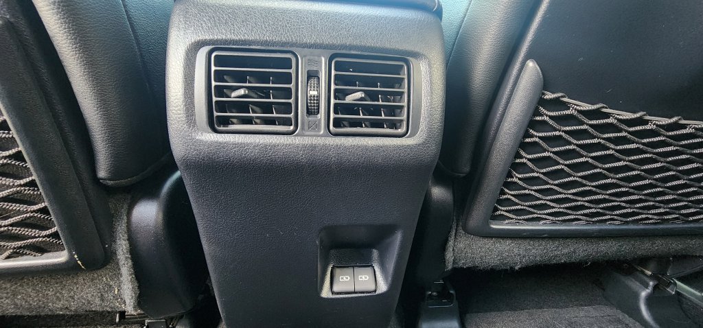 Used 2024 Toyota 4Runner Limited RWD image 19