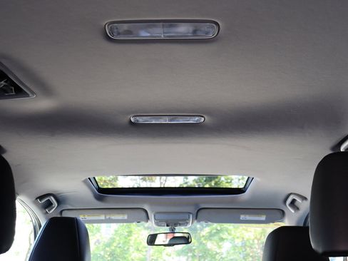 Used 2017 Honda Pilot EX-L image 37