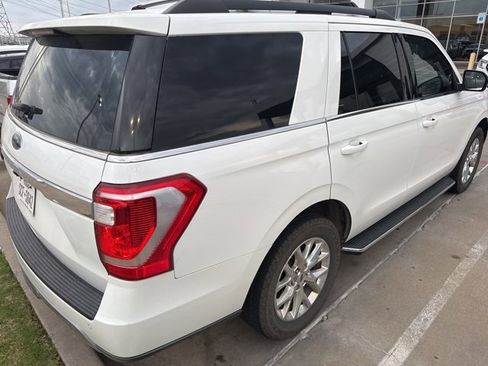 Used 2020 Ford Expedition XLT w/ Equipment Group 202A image 4