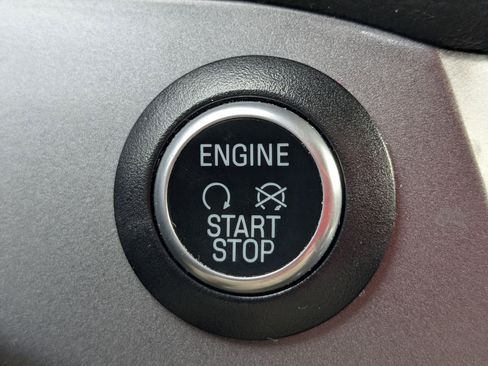 Used 2019 Ford Escape SEL image 21