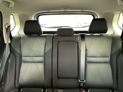 Used 2025 Nissan Rogue SV AWD/4WD image 20