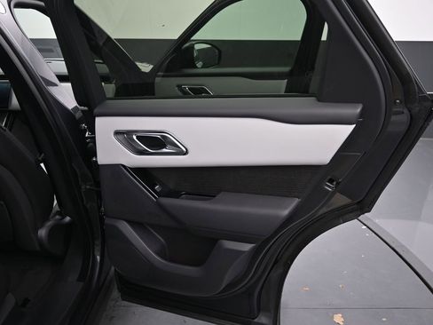New 2026 Land Rover Range Rover Velar Dynamic SE AWD/4WD image 12