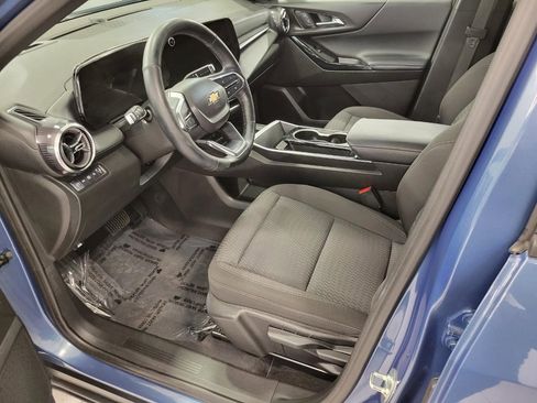 Used 2025 Chevrolet Equinox LT image 9