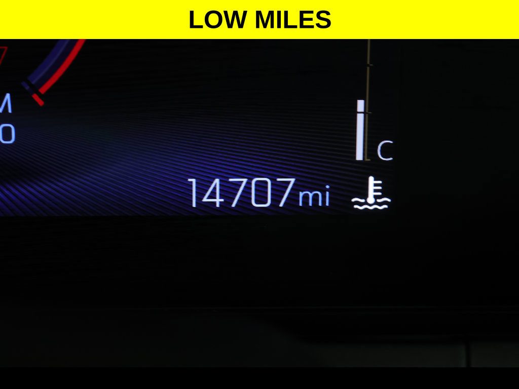 Used 2025 Chevrolet Trax LT w/ Driver Confidence Package FWD image 4