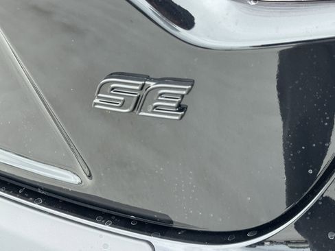 New 2026 Toyota Corolla SE FWD image 14