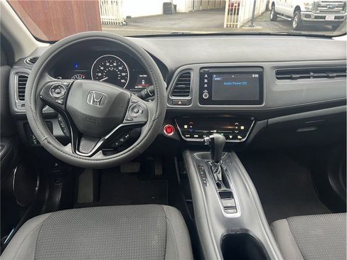 Used 2021 Honda HR-V EX image 11