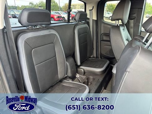 Used 2017 Chevrolet Colorado Z71 AWD/4WD image 33