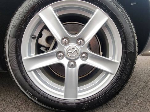 Used 2007 MAZDA MX-5 Miata Sport RWD image 34