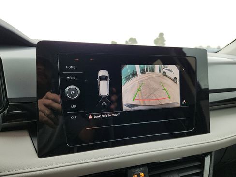 New 2026 Volkswagen Taos S image 18