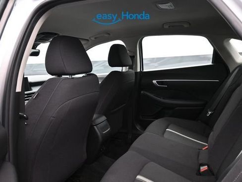 Used 2025 Hyundai Sonata SEL FWD image 16