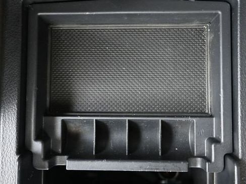 Used 2017 Subaru Forester 2.5i Limited image 36