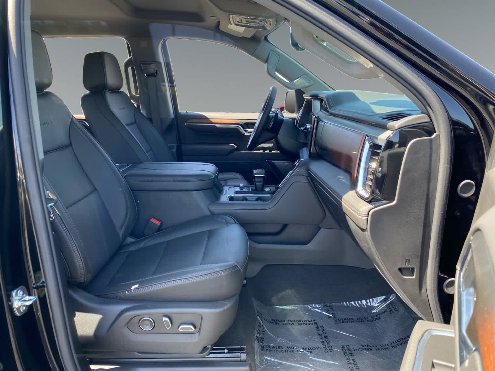 Used 2026 GMC Sierra 1500 Denali w/ Technology Package RWD image 15