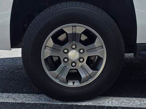 Used 2018 Chevrolet Tahoe LT RWD image 45