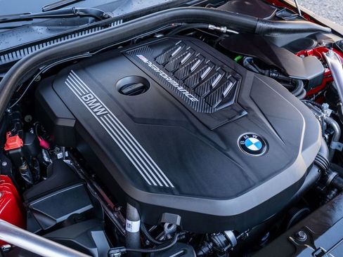 Used 2022 BMW Z4 M40i w/ Premium Package image 31