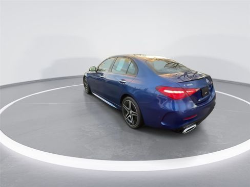 Used 2023 Mercedes-Benz C 300 4MATIC Sedan image 6