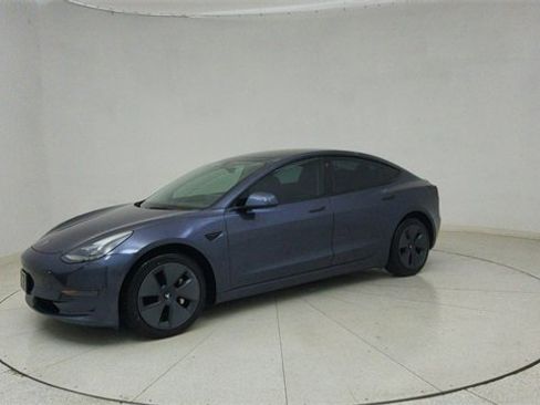 Used 2023 Tesla Model 3 Standard Range image 64