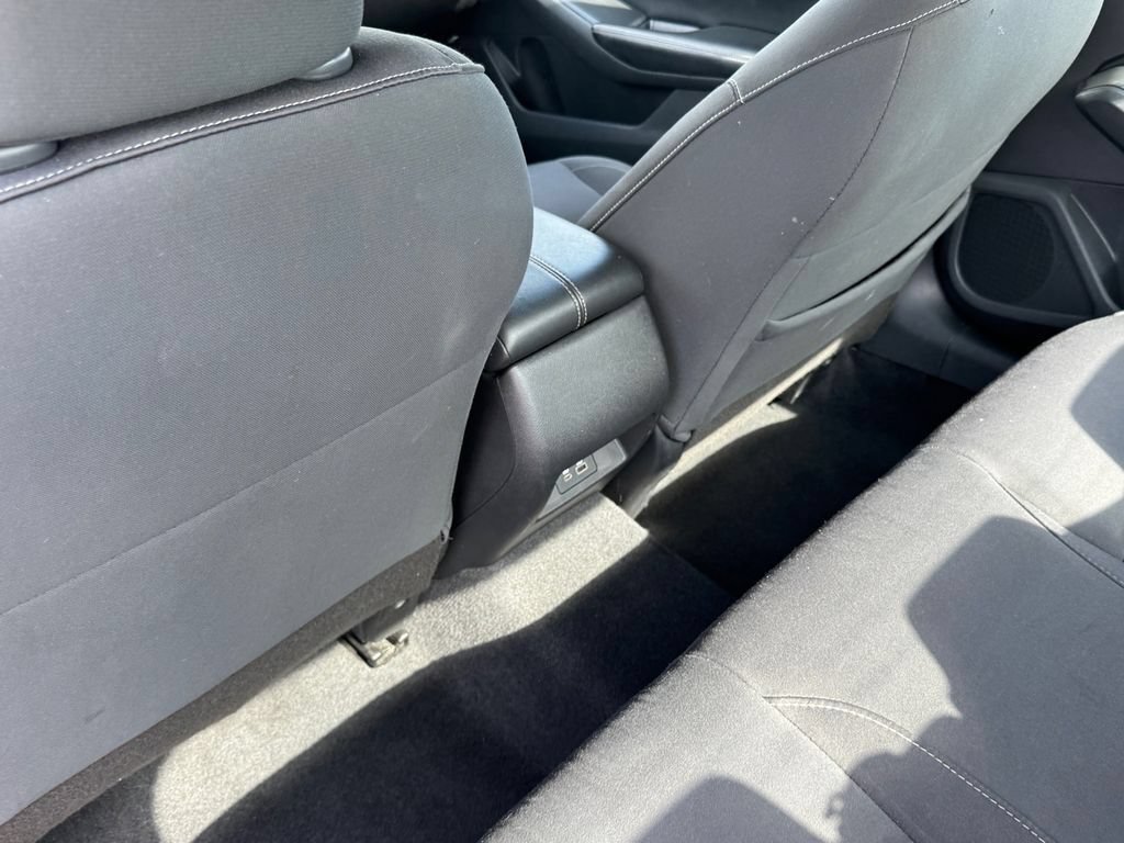 Used 2024 Nissan Altima 2.5 SV FWD image 12