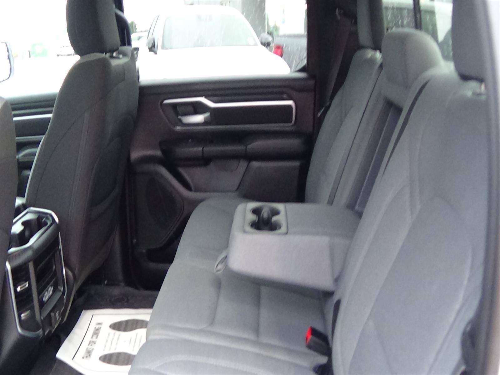 Used 2025 RAM 1500 Big Horn AWD/4WD image 15