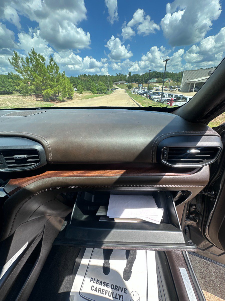 Used 2023 Ford Explorer King Ranch w/ Technology Package AWD/4WD image 26