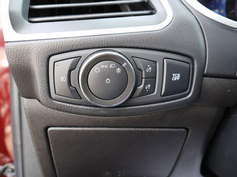 Used 2021 Ford Edge SEL image 35