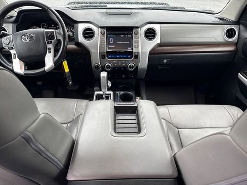Used 2019 Toyota Tundra Limited w/ Limited Premium Package image 18