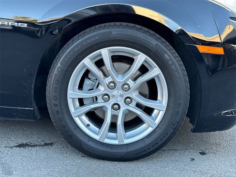 Used 2014 Chevrolet Camaro LT image 8