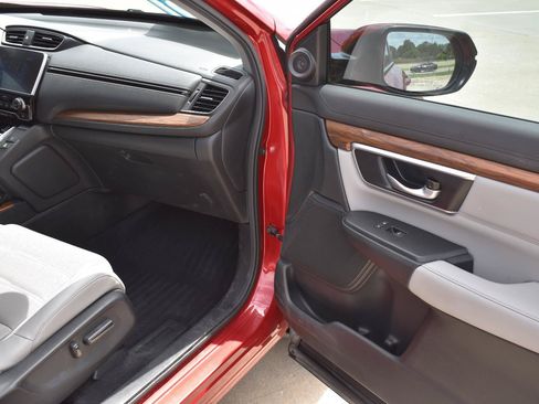 Used 2022 Honda CR-V Touring image 18
