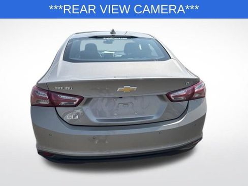 Used 2022 Chevrolet Malibu LT w/ Leather Package FWD image 4