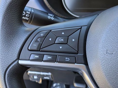 New 2025 Nissan Versa SV image 16