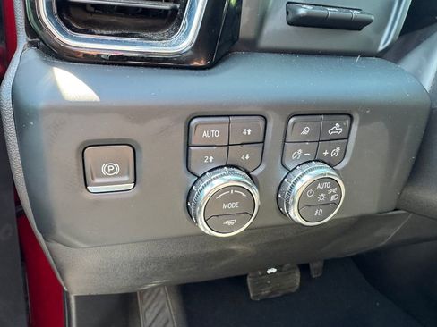 Used 2023 GMC Sierra 1500 Denali w/ Technology Package AWD/4WD image 24