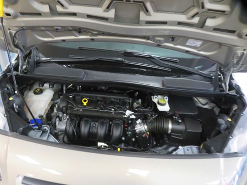 Used 2016 Ford Transit Connect XL image 48