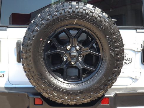 Used 2025 Jeep Wrangler Unlimited Sport S 4xe AWD/4WD image 14