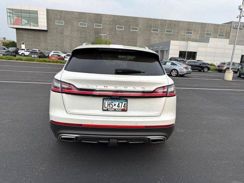 Used 2023 Lincoln Nautilus Reserve w/ Luxury Package AWD/4WD image 5