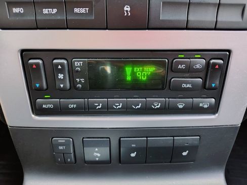 Used 2006 Mercury Mountaineer Luxury AWD/4WD image 14