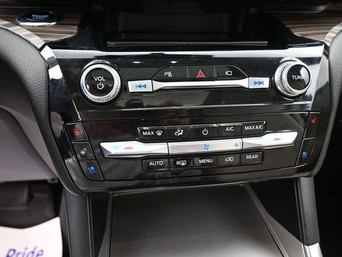 Used 2023 Ford Explorer Limited w/ Hybrid Equipment Group 310A image 14