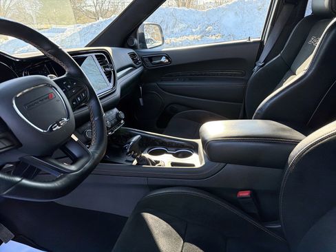 Certified 2025 Dodge Durango R/T image 19