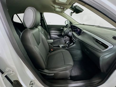 Used 2025 Buick Encore GX Preferred FWD image 32