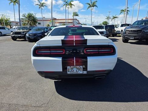 Used 2015 Dodge Challenger R/T Plus RWD image 6