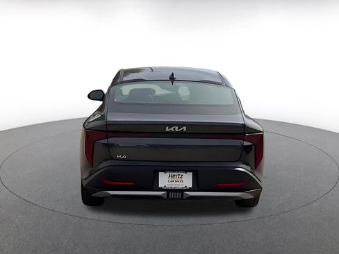 Used 2025 Kia K4 LXS image 12
