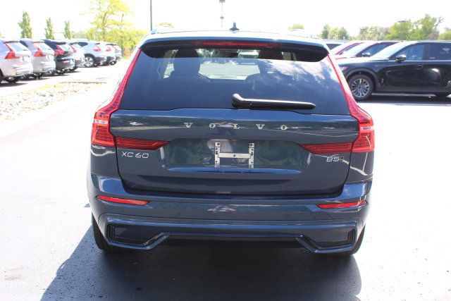 Certified 2024 Volvo XC60 B5 Plus w/ Climate Package AWD/4WD image 4