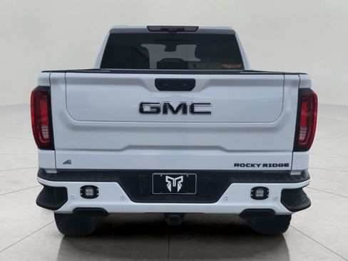 New 2026 GMC Sierra 1500 AT4 w/ AT4 Premium Package AWD/4WD image 46
