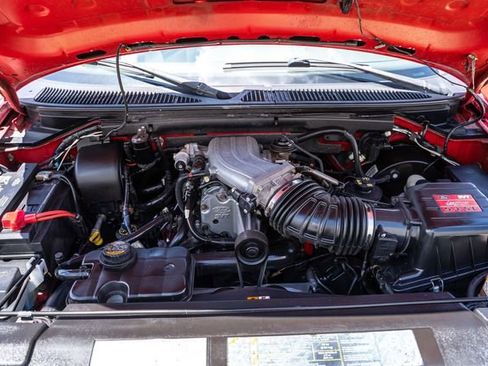 Used 2003 Ford F150 Lightning RWD image 29