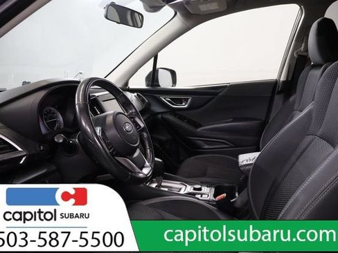 Used 2019 Subaru Forester Premium AWD/4WD image 13