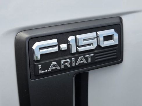 Certified 2022 Ford F150 Lariat AWD/4WD image 17
